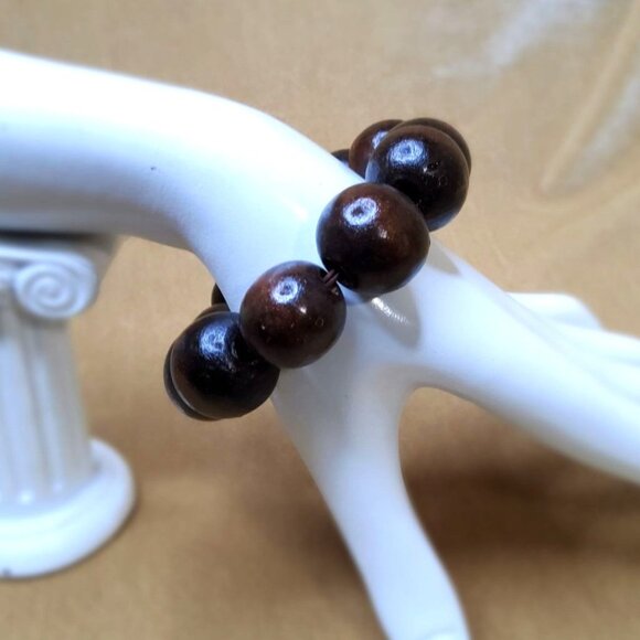 Vintage Jewelry - vintage wooden beaded tribal style stretch bracelet